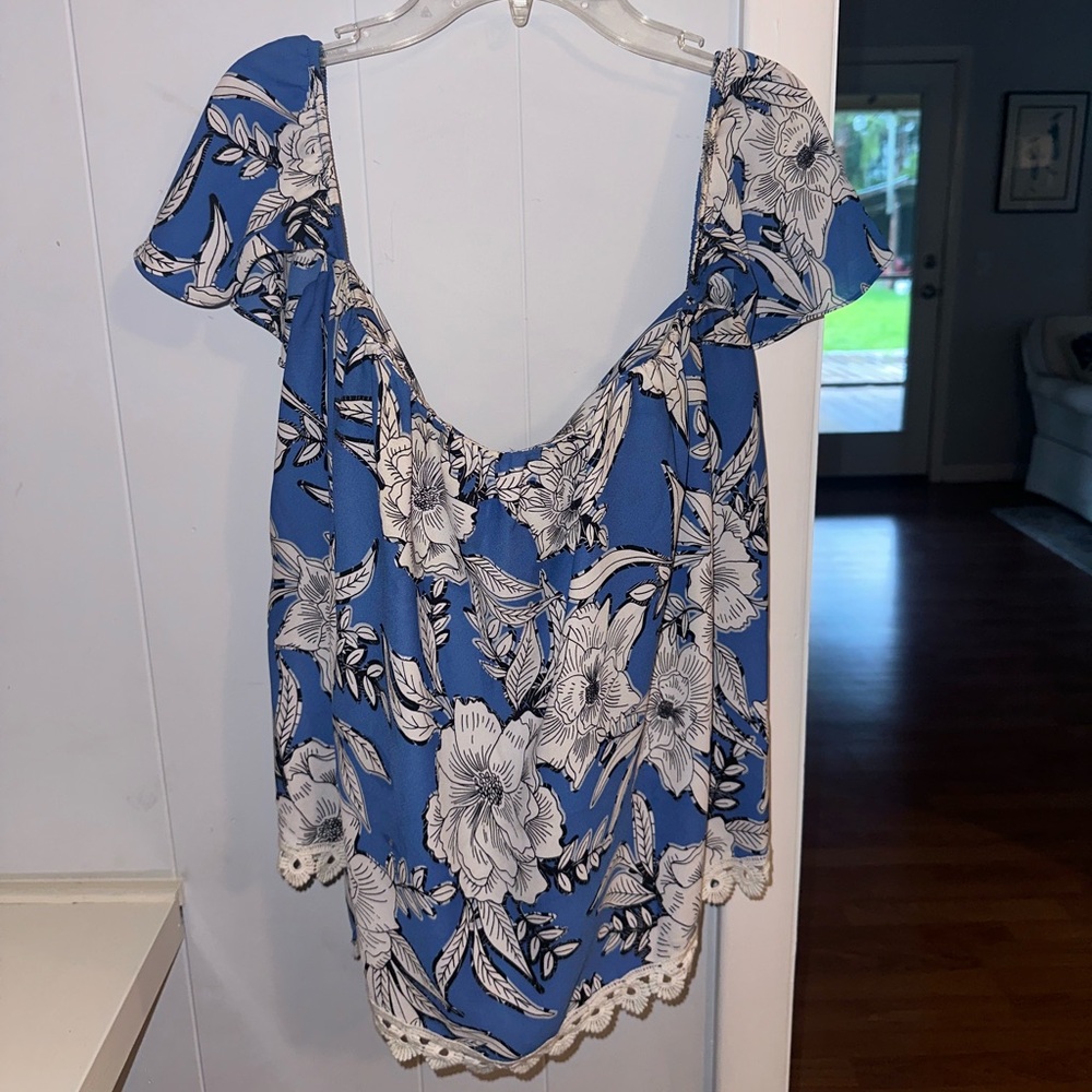 Lovers + Friends blouse